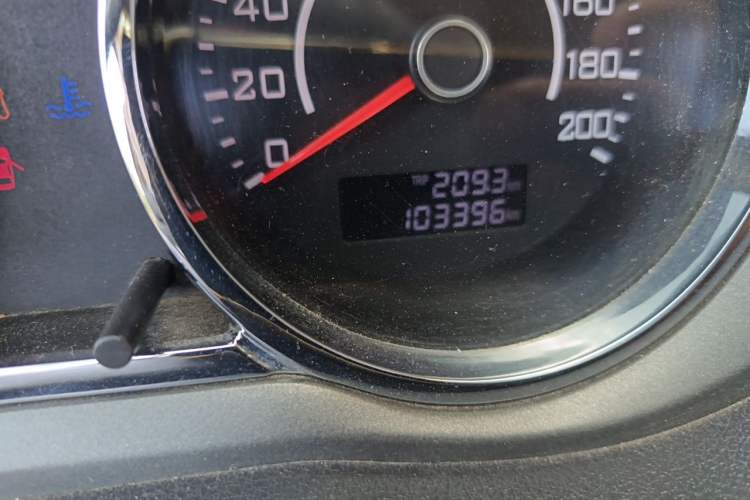 Used Great Wall C30 2012 1.5L Manual Comfort Edition Odometer Close Up