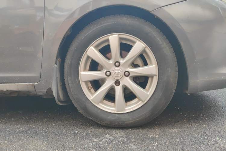 Used Great Wall C30 2012 1.5L Manual Luxury Version Right Front Wheel Hub