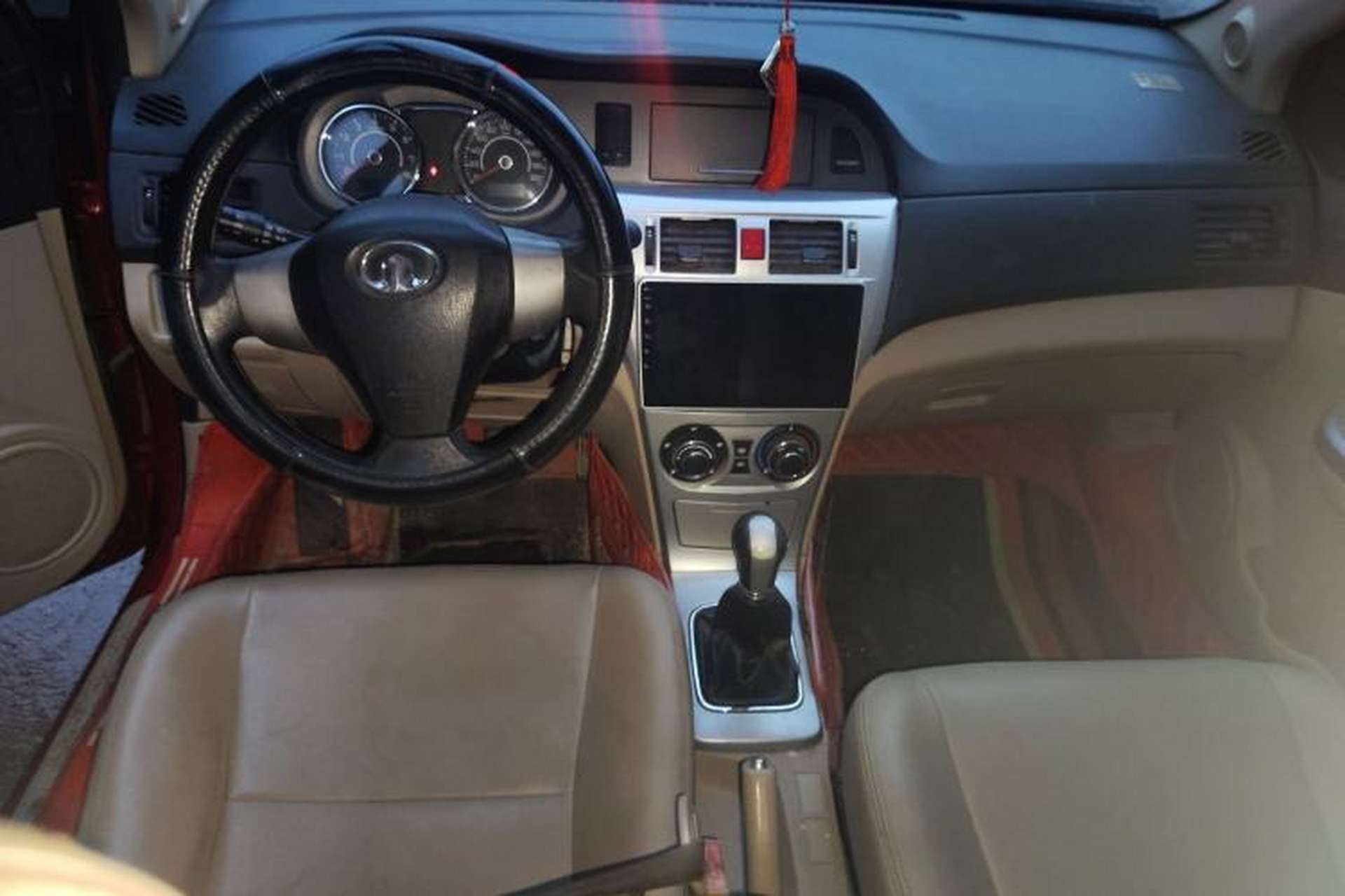 Used Great Wall C30 2012 1.5L Manual Comfort Edition Center Console