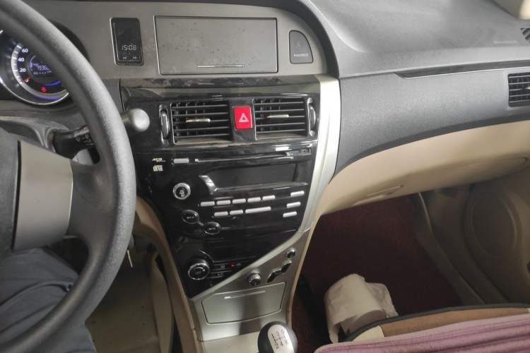 Used Great Wall C30 2012 1.5L Manual Comfort Edition Audio And AC Panel