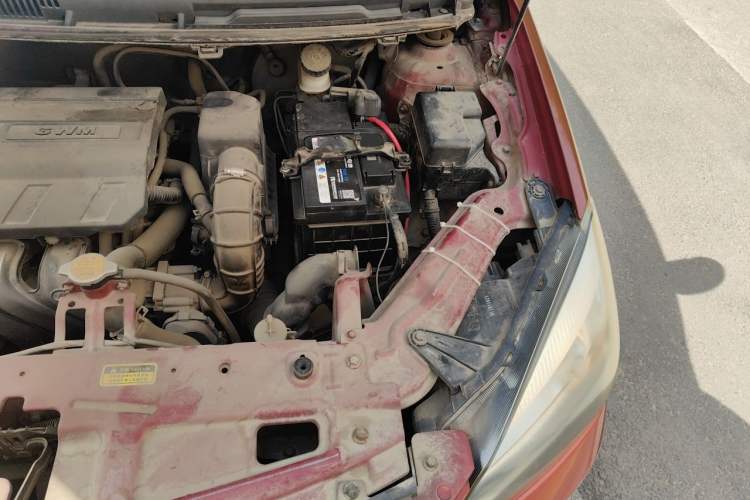Used Great Wall C30 2012 1.5L Manual Comfort Edition Engine Bay Left