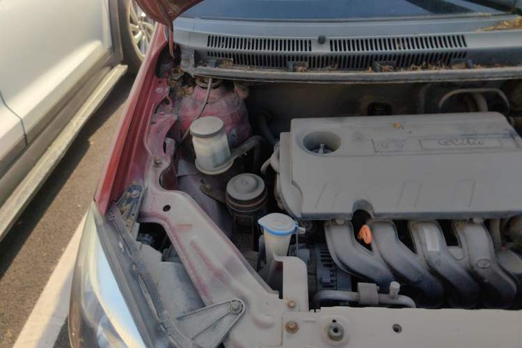 Used Great Wall C30 2012 1.5L Manual Elite Edition Engine Bay Right