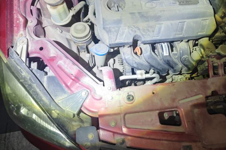 Used Great Wall C30 2012 1.5L Manual Luxury Version Engine Bay Right