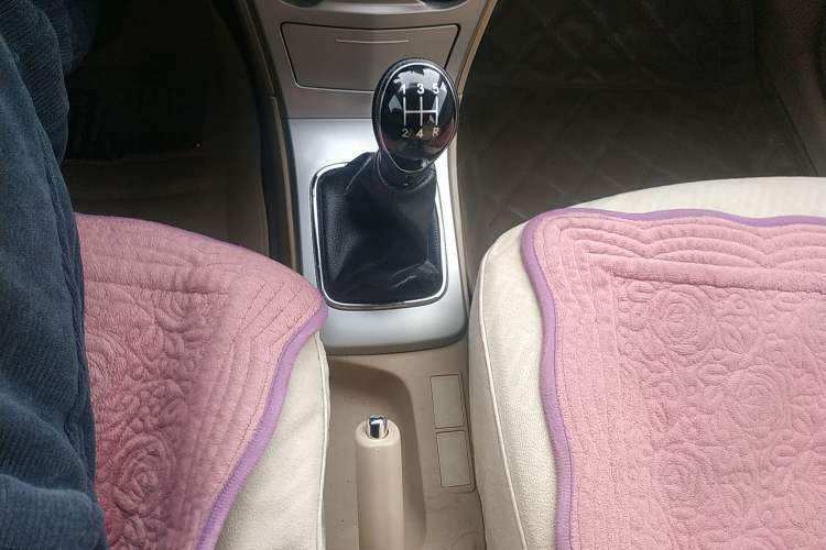 Used Great Wall C30 2012 1.5L Manual Luxury Version Gear Lever
