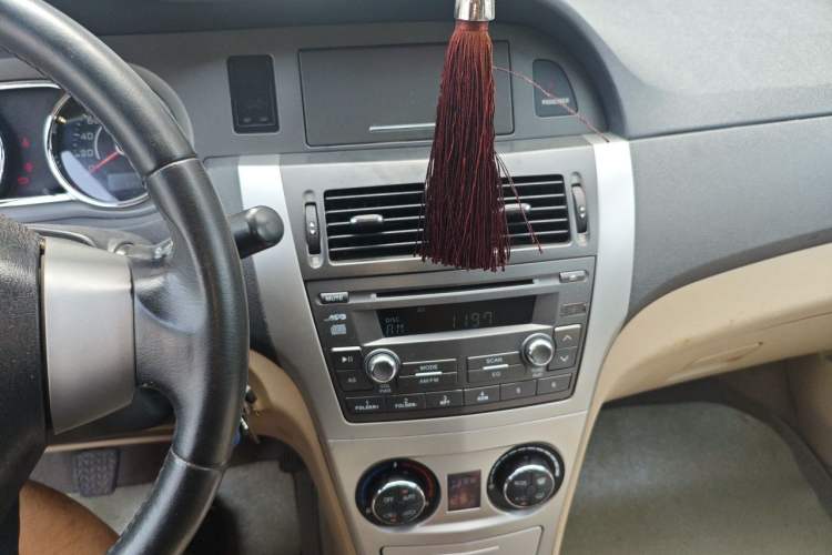 Used Great Wall C30 2012 1.5L Manual Luxury Version Audio And AC Panel