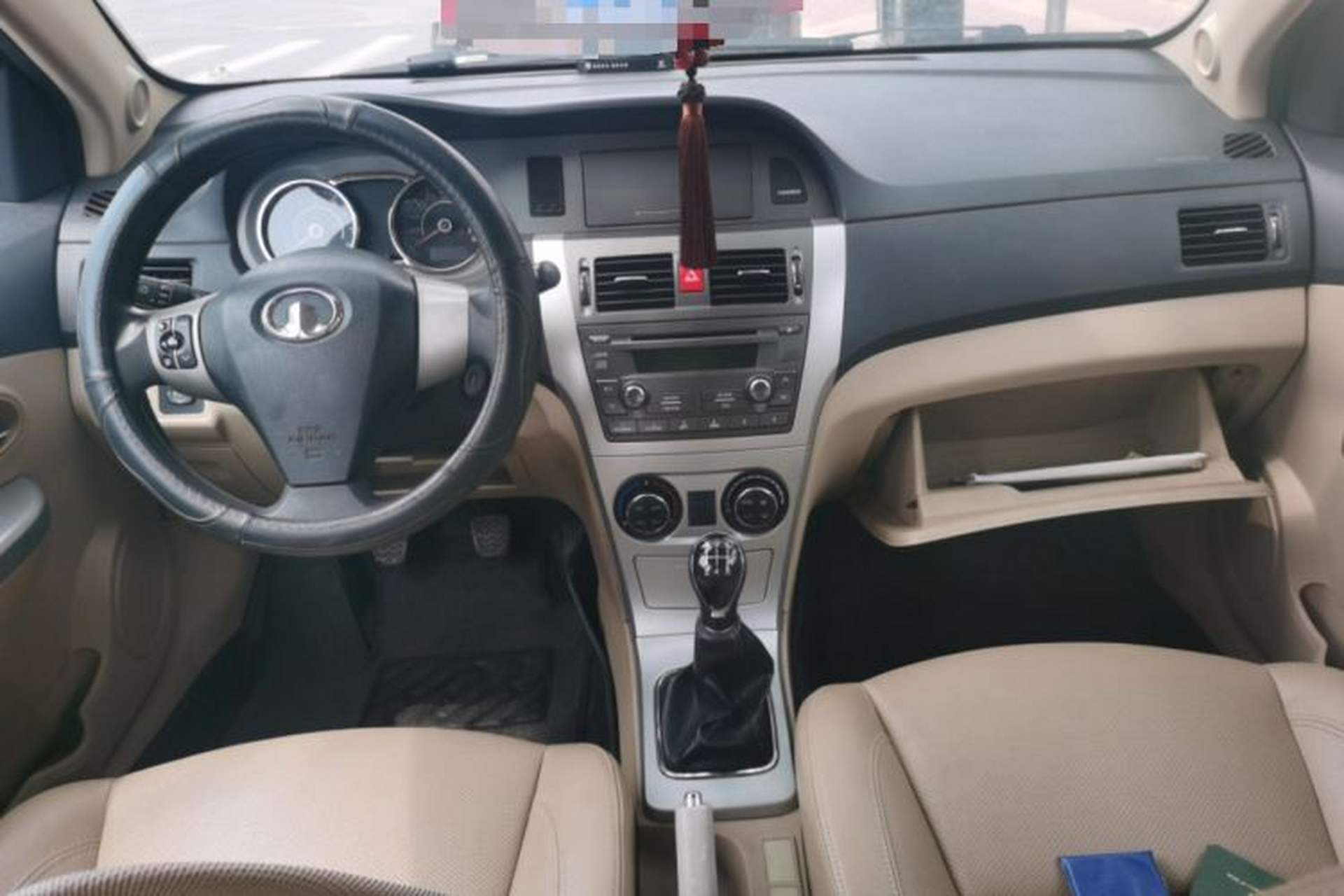 Used Great Wall C30 2012 1.5L Manual Luxury Version Center Console