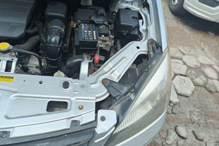 Used Great Wall C30 2012 1.5L Manual Luxury Version Engine Bay Left
