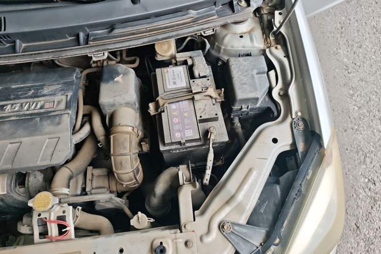 Used Great Wall C30 2012 1.5L Manual Comfort Edition Engine Bay Left