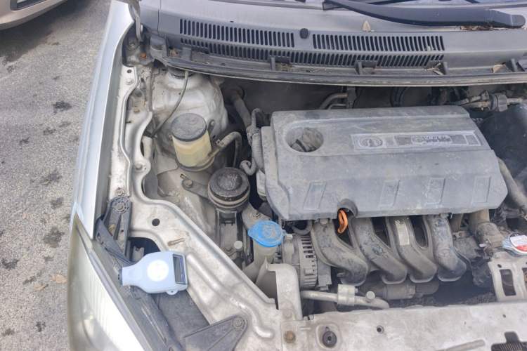 Used Great Wall C30 2012 1.5L CVT Luxury Edition Engine Bay Right