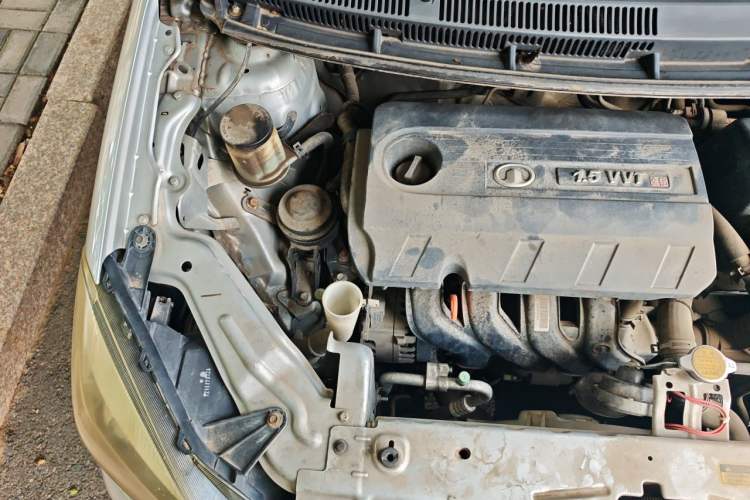 Used Great Wall C30 2012 1.5L Manual Comfort Edition Engine Bay Right