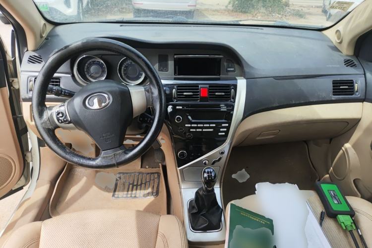 Used Great Wall C30 2012 1.5L Manual Luxury Version Center Console