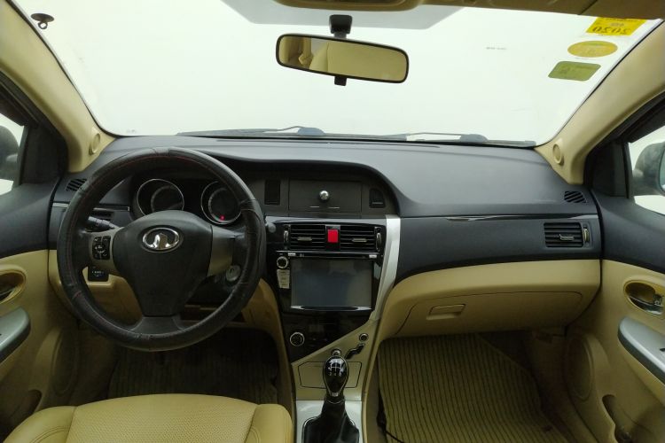 Used Great Wall C30 2012 1.5L Manual Luxury Version Center Console