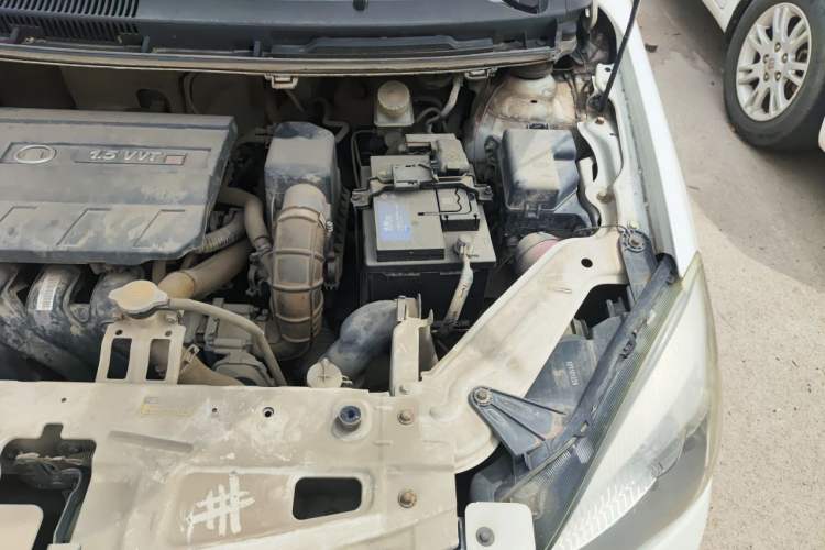 Used Great Wall C30 2012 1.5L Manual Luxury Version Engine Bay Left