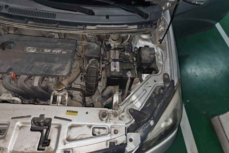 Used Great Wall C30 2012 1.5L Manual Luxury Version Engine Bay Left