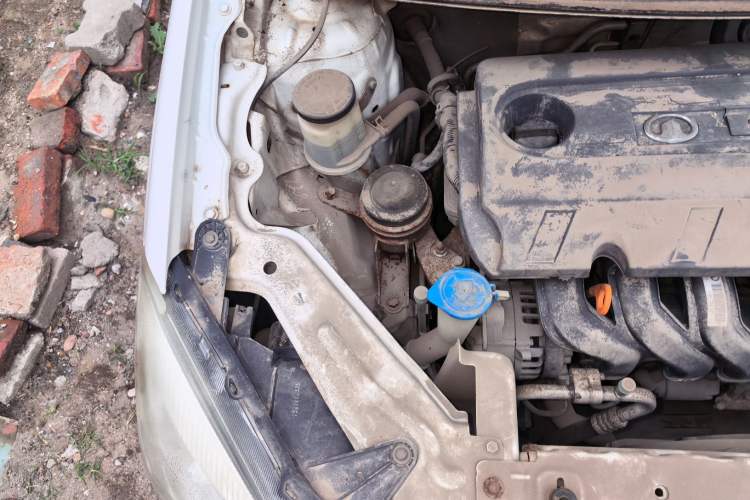 Used Great Wall C30 2012 1.5L Manual Comfort Edition Engine Bay Right