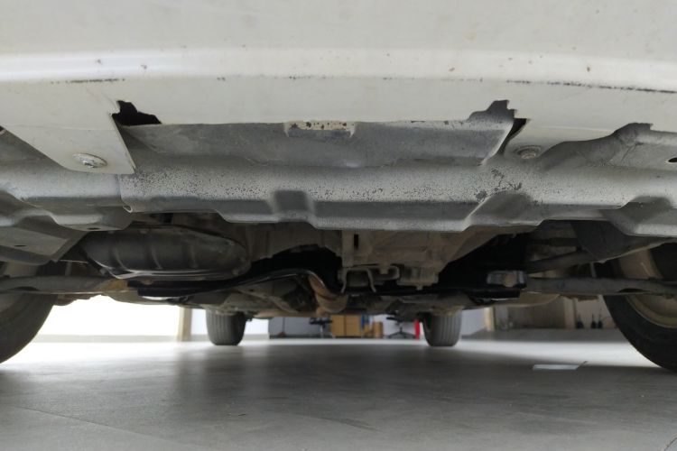 Used Great Wall C30 2012 1.5L Manual Luxury Version Front Bumper Underside