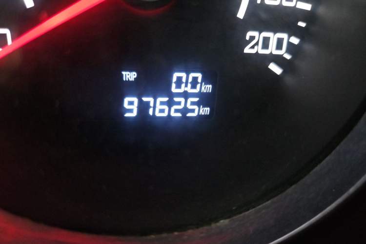 Used Great Wall C30 2012 1.5L Manual Luxury Version Odometer Close Up