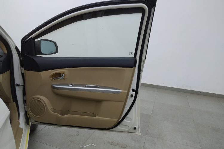 Used Great Wall C30 2012 1.5L Manual Luxury Version Right Front Door Interior