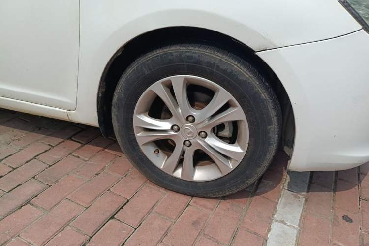 Used Great Wall C30 2012 1.5L Manual Luxury Version Right Front Wheel Hub