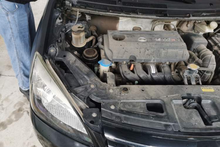 Used Great Wall C30 2013 1.5L Manual Luxury Model Engine Bay Right