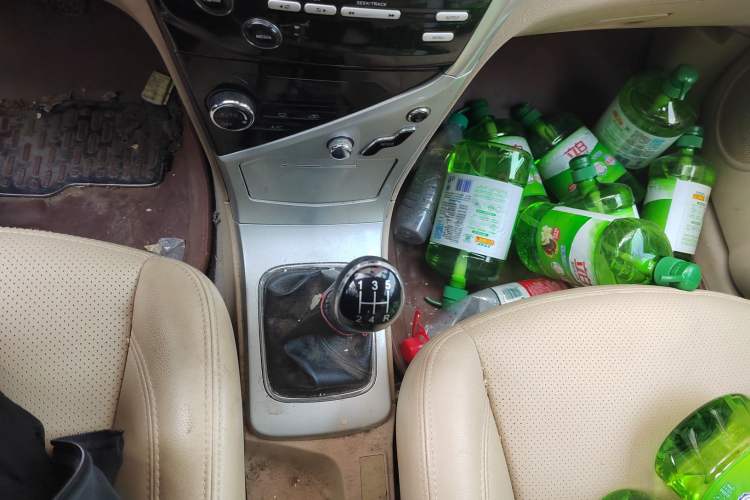 Used Great Wall C30 2013 1.5L Manual Luxury Model Gear Lever