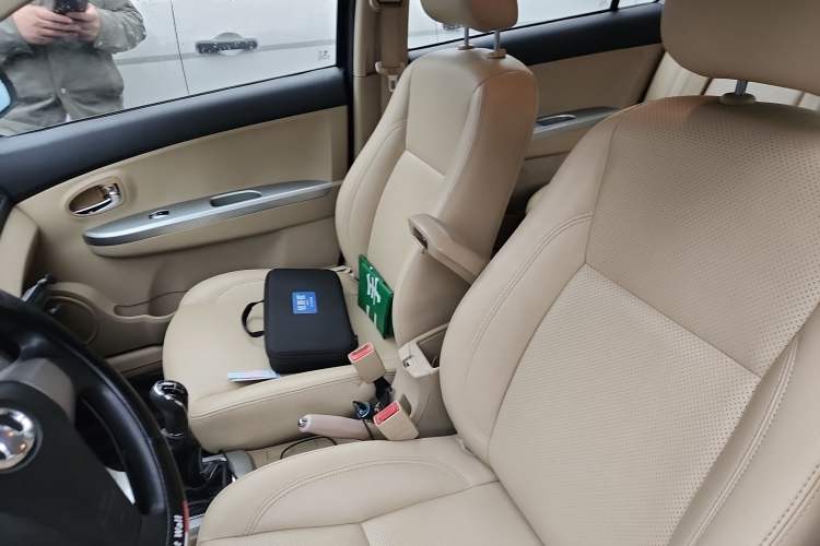 Used Great Wall C30 2013 1.5L Manual Luxury Model Left Front Seat