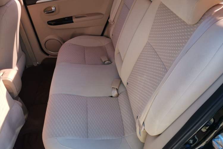 Used Great Wall C30 2013 New Vision Edition 1.5L Manual Fashion Model Left Rear Seat
