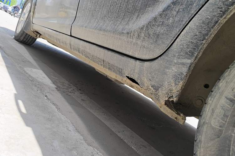 Used Great Wall C30 2013 1.5L Manual Comfort Model Left Side Sill