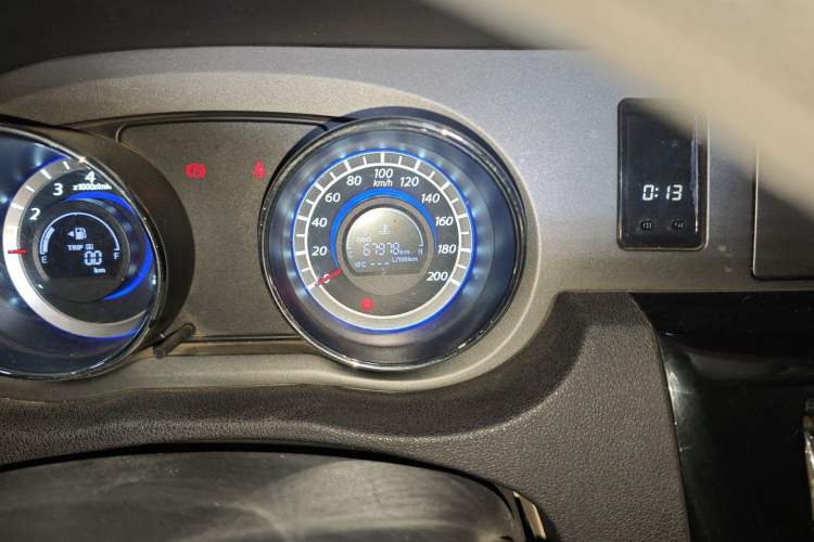 Used Great Wall C30 2013 1.5L Manual Comfort Model Odometer Close Up