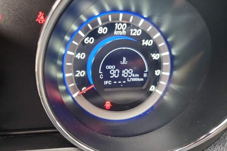Used Great Wall C30 2013 1.5L Manual Luxury Model Odometer Close Up