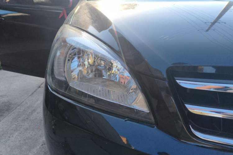 Used Great Wall C30 2013 1.5L Manual Elite Model Right Front Headlight