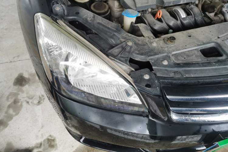 Used Great Wall C30 2013 1.5L Manual Luxury Model Right Front Headlight