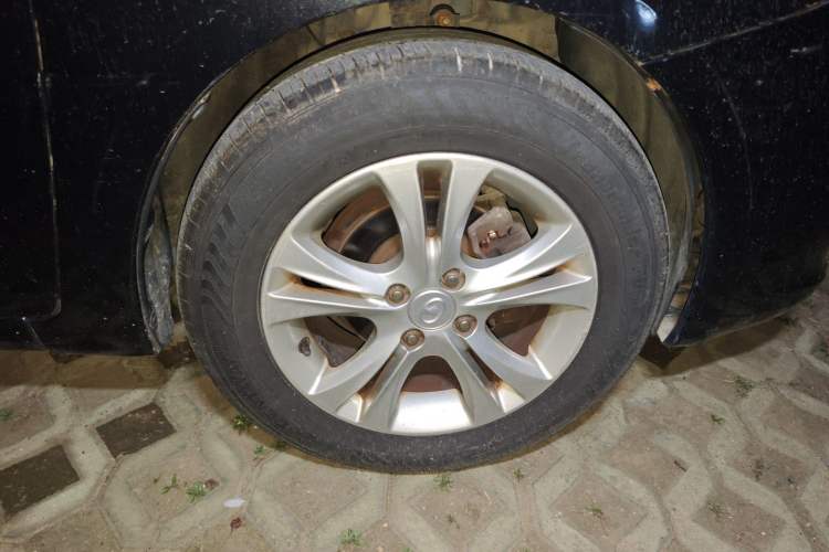 Used Great Wall C30 2013 1.5L Manual Comfort Model Right Front Wheel Hub