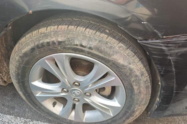Used Great Wall C30 2013 1.5L Manual Comfort Model Right Front Wheel Hub