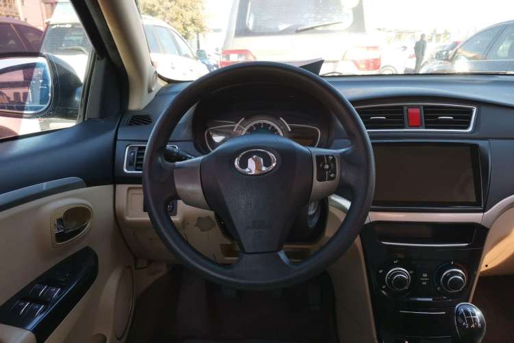 Used Great Wall C30 2013 New Vision Edition 1.5L Manual Fashion Model Steering Wheel