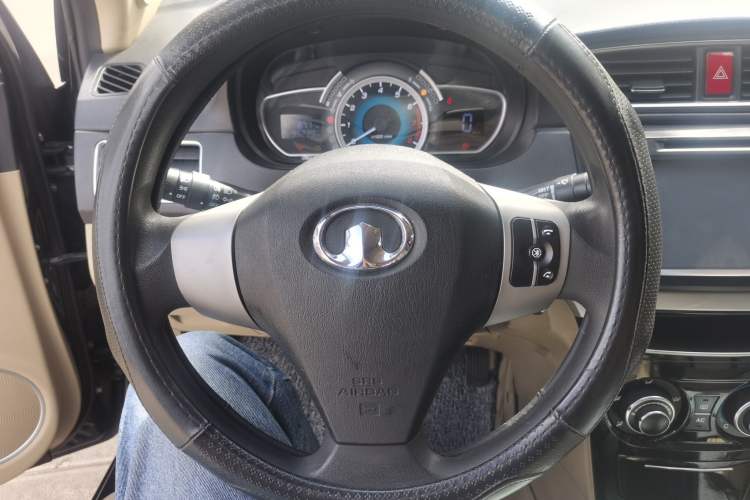 Used Great Wall C30 2013 New Vision Edition 1.5L Manual Fashion Model Steering Wheel