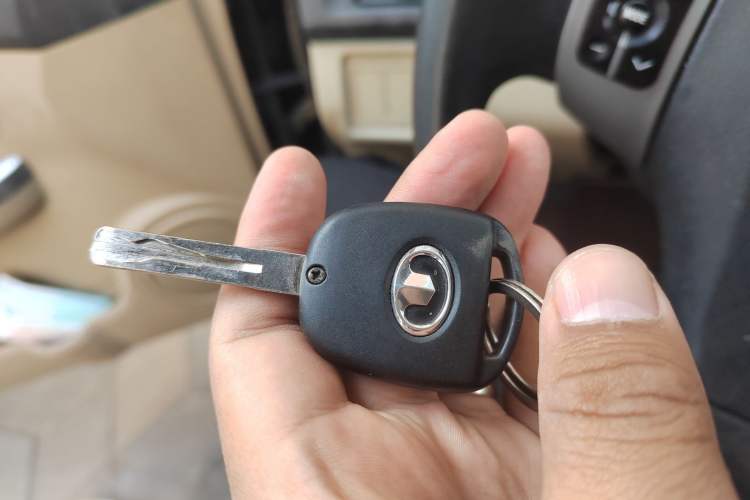 Used Great Wall C30 2013 1.5L Manual Luxury Model Vehicle Key