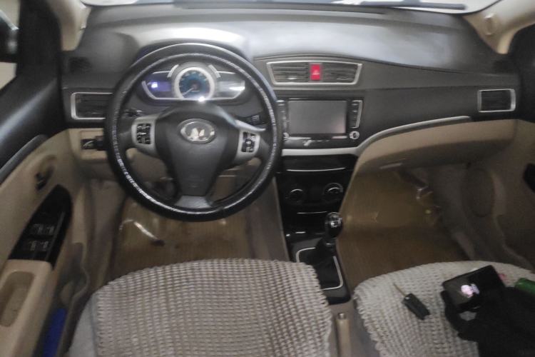 Used Great Wall C30 2013 New Vision Edition 1.5L Manual ZhiShang Model Center Console