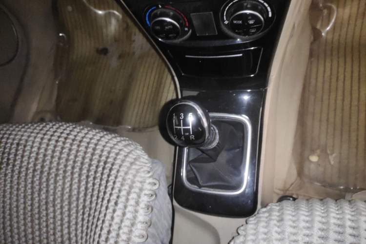 Used Great Wall C30 2013 New Vision Edition 1.5L Manual ZhiShang Model Gear Lever
