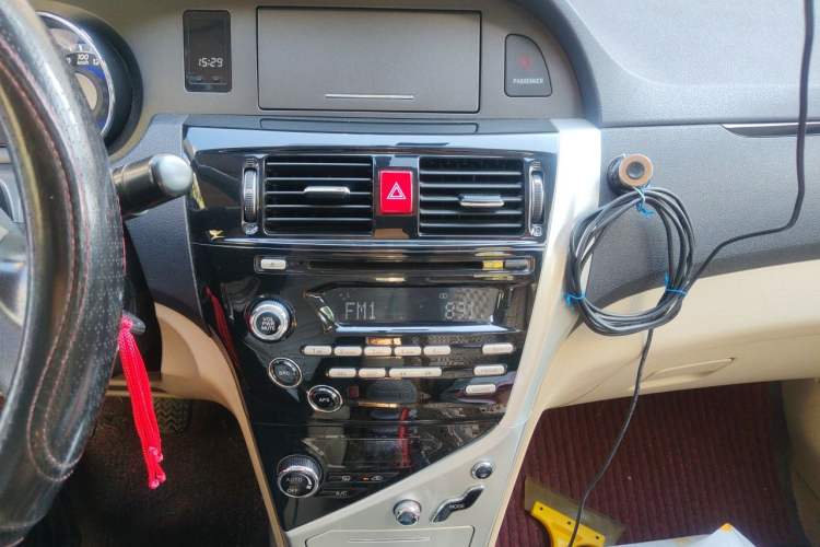 Used Great Wall C30 2013 1.5L Manual Luxury Model Audio And AC Panel