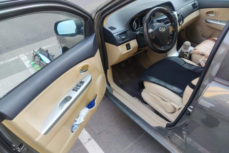 Used Great Wall C30 2013 1.5L Manual Luxury Model Driver Seat