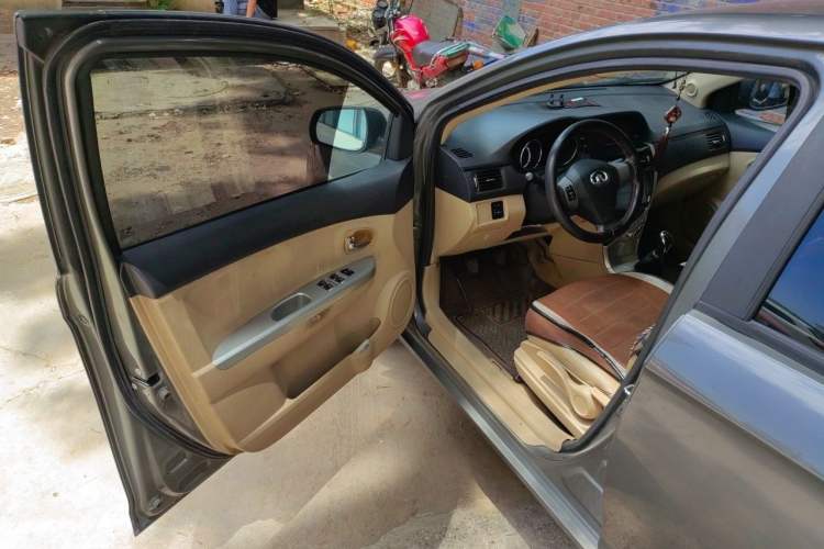 Used Great Wall C30 2013 1.5L Manual Luxury Model Driver Seat