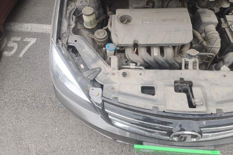 Used Great Wall C30 2013 1.5L Manual Luxury Model Engine Bay Right