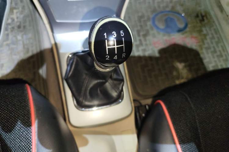 Used Great Wall C30 2013 1.5L Manual Comfort Model Gear Lever