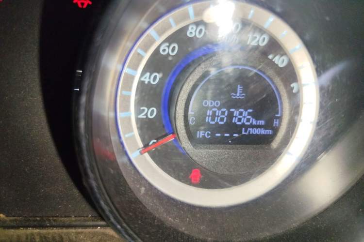 Used Great Wall C30 2013 1.5L Manual Comfort Model Odometer Close Up