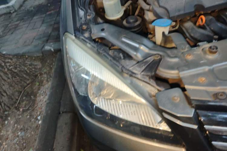 Used Great Wall C30 2013 1.5L Manual Comfort Model Right Front Headlight