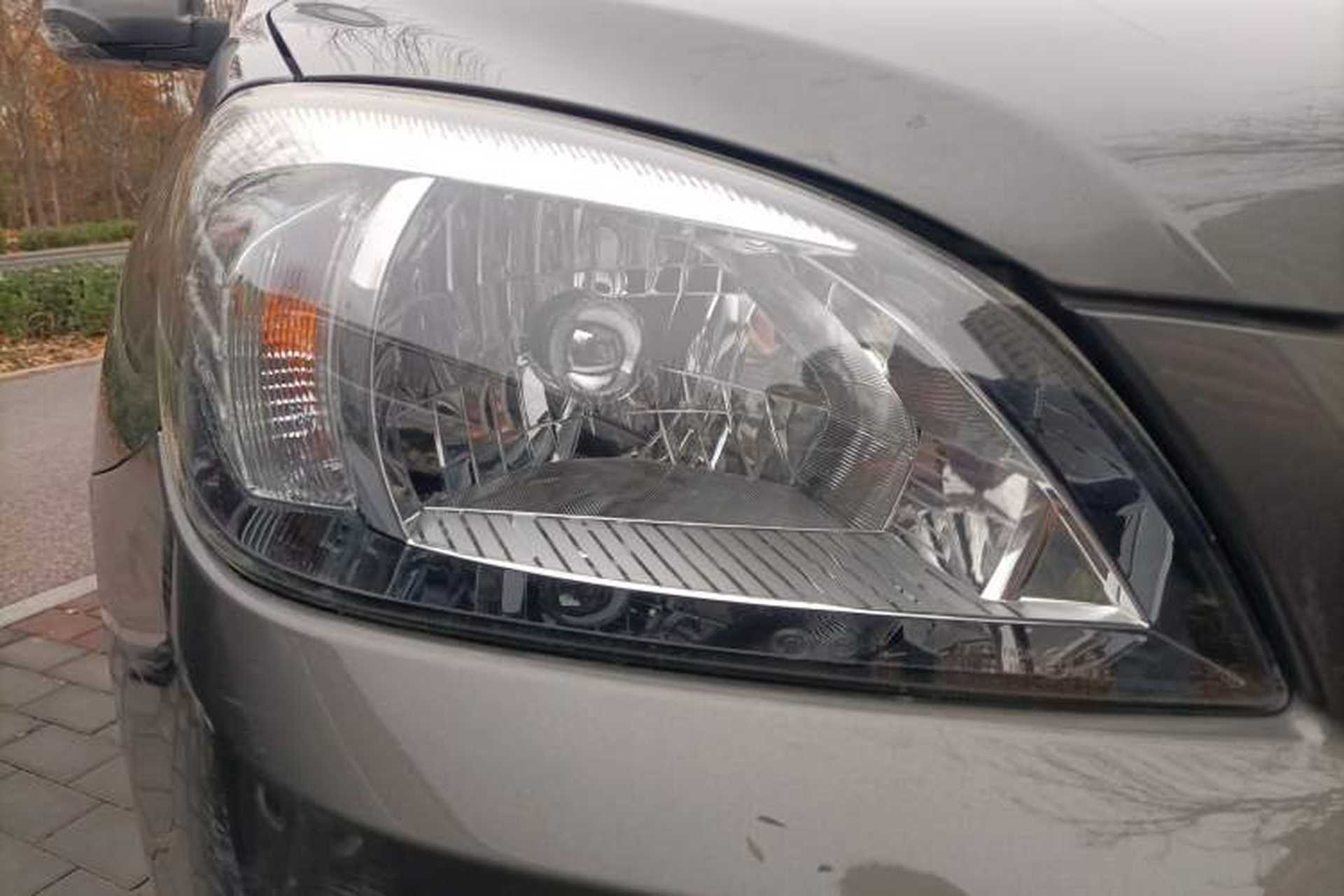 Used Great Wall C30 2013 1.5L Manual Luxury Model Right Front Headlight