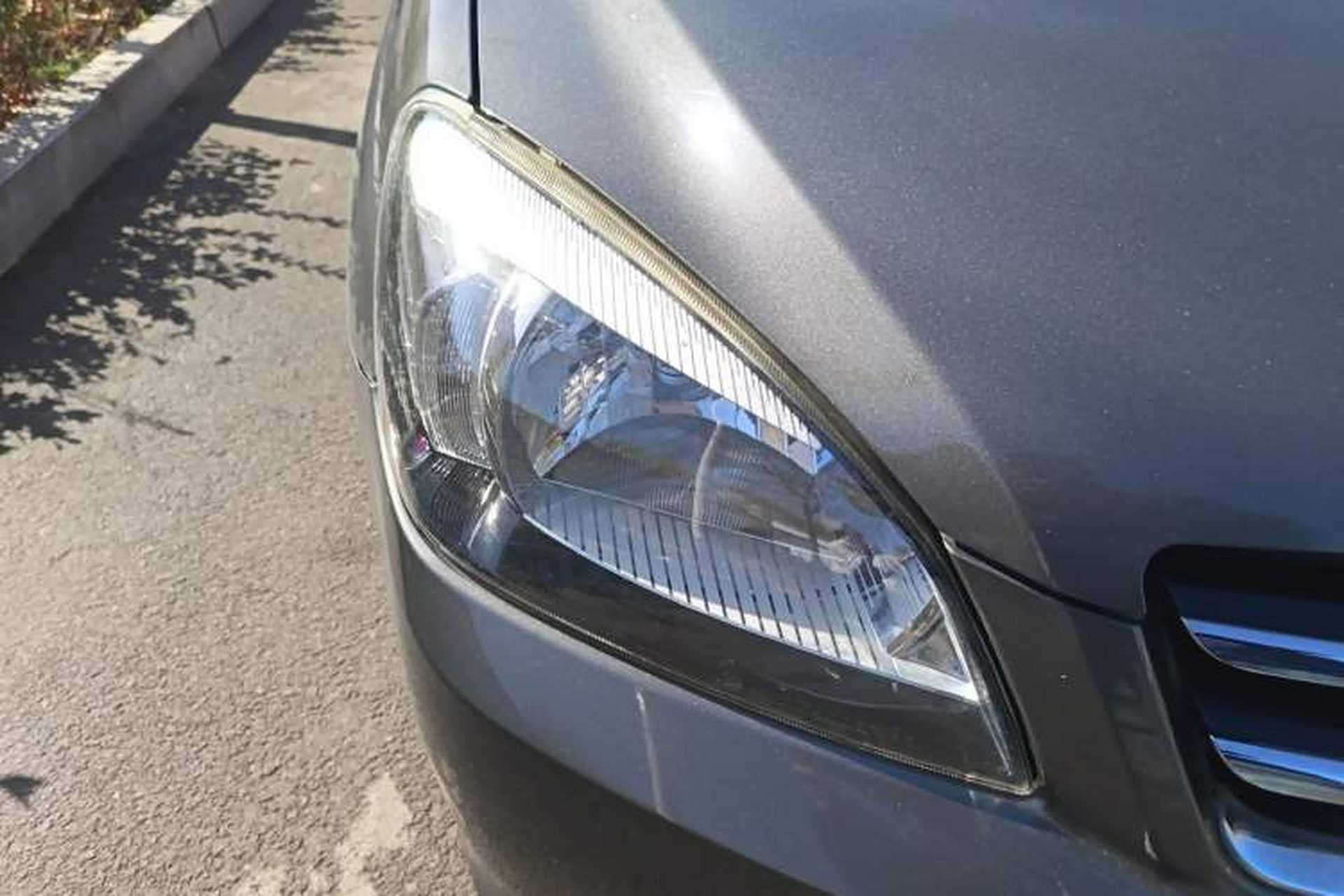 Used Great Wall C30 2013 1.5L Manual Luxury Model Right Front Headlight