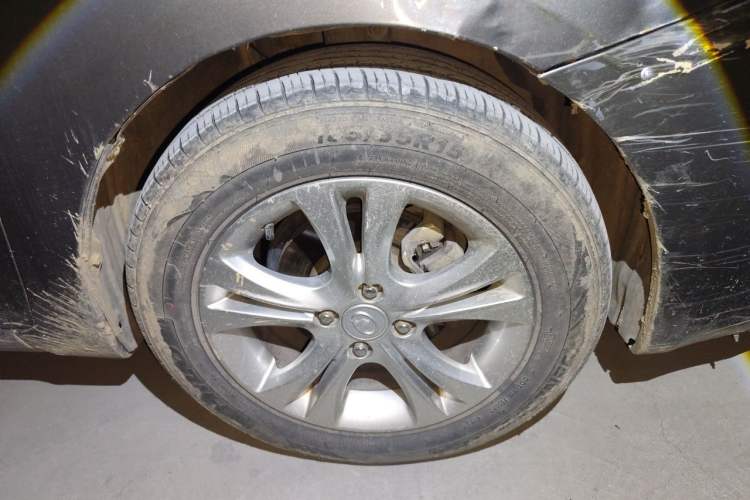 Used Great Wall C30 2013 1.5L Manual Comfort Model Right Front Wheel Hub