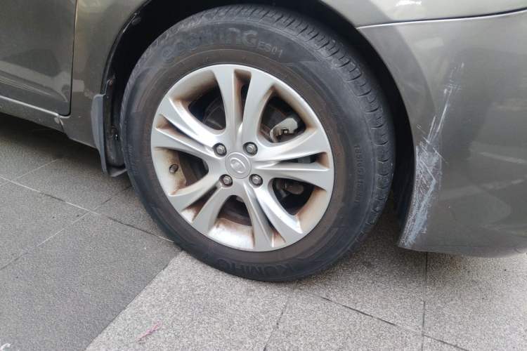 Used Great Wall C30 2013 1.5L Manual Luxury Model Right Front Wheel Hub